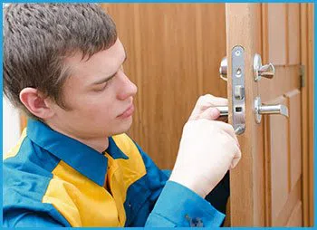 Lock Locksmith Services Astoria, NY 718-489-9786 - 5-lock-opening