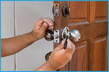 Lock Locksmith Services Astoria, NY 718-489-9786 - 9-locks-change